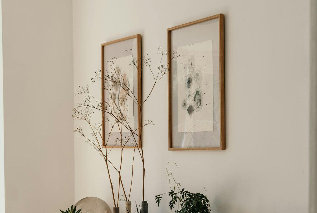 Statement pieces: maak impact met grote posters in jouw interieur