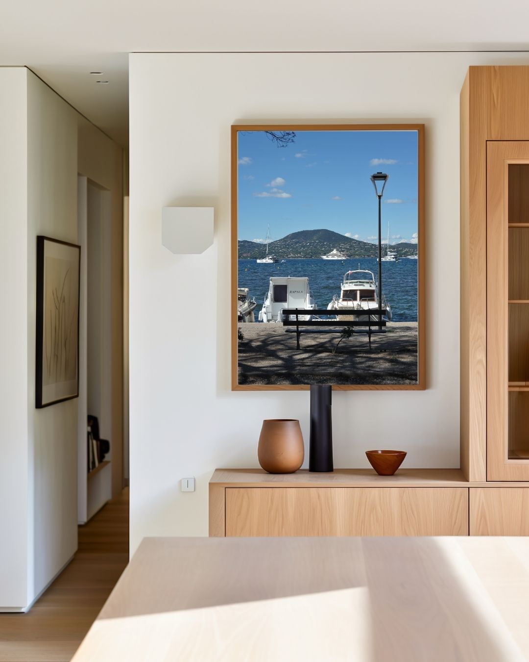 Uitzicht op de haven Poster – staande poster voor modern interieur