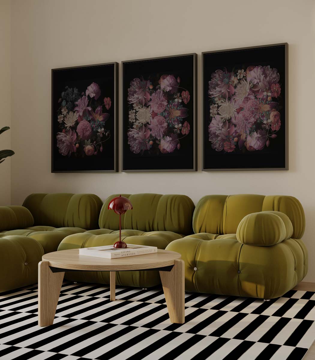 Donkere bloemensymmetrie – drieluik als wanddecoratie