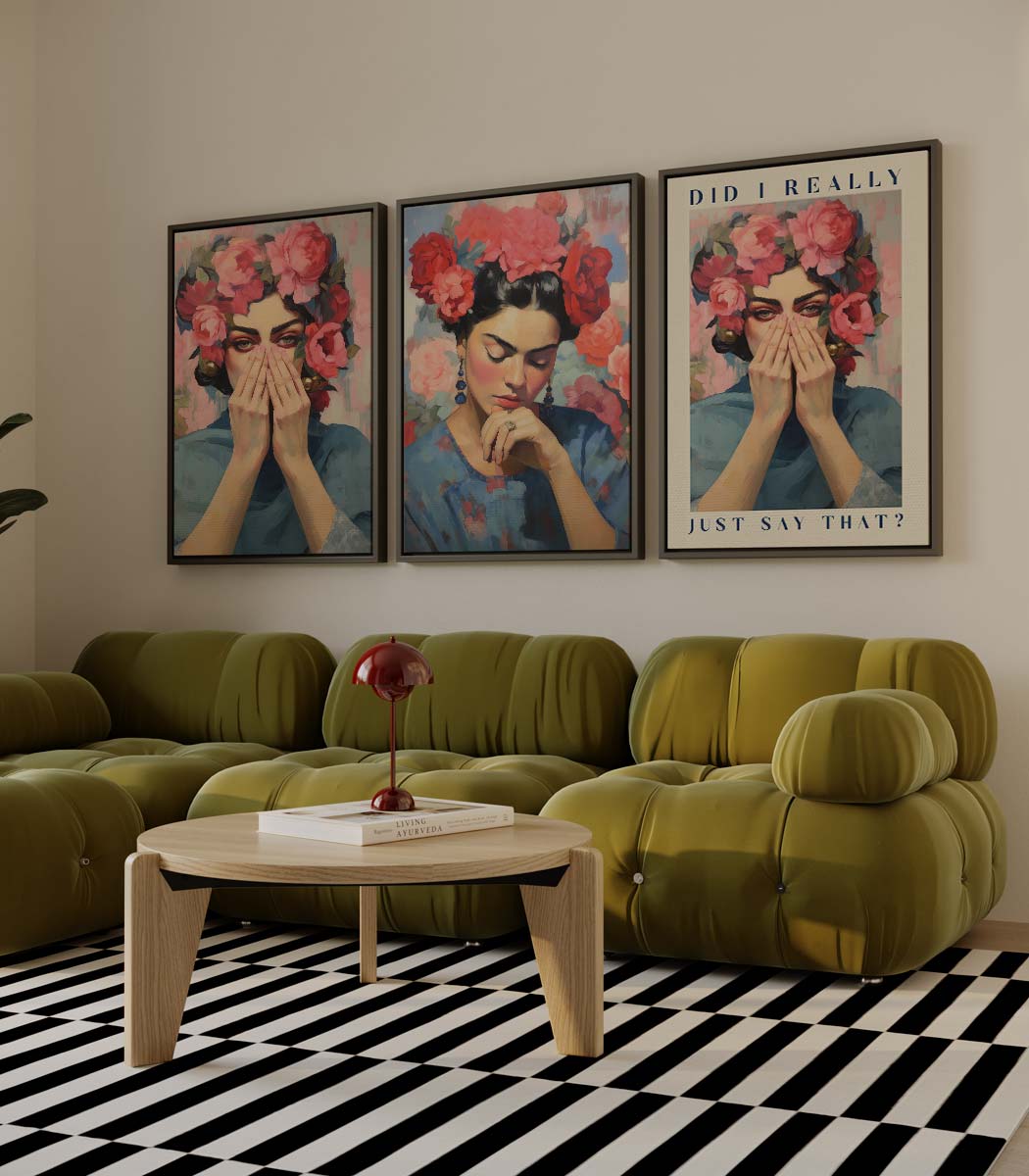 Vrouw met bloemenkroon, tekst 'DID I REALLY JUST SAY THAT?' – drieluik als wanddecoratie