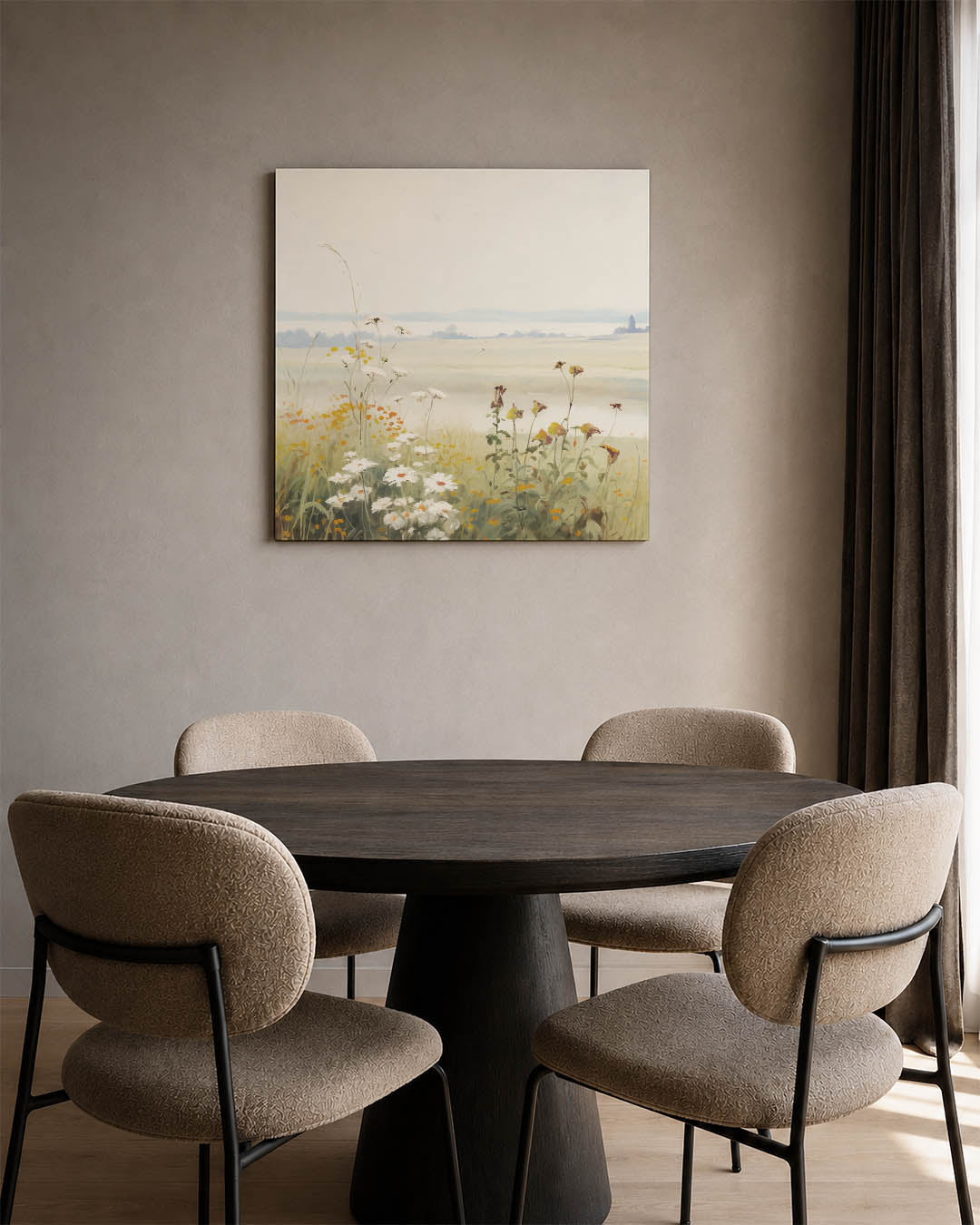 Rustige bloemenweide kunstwerk – vierkante wanddecoratie – dit kunstwerk toont een bloemenweide met delicate bloemen en