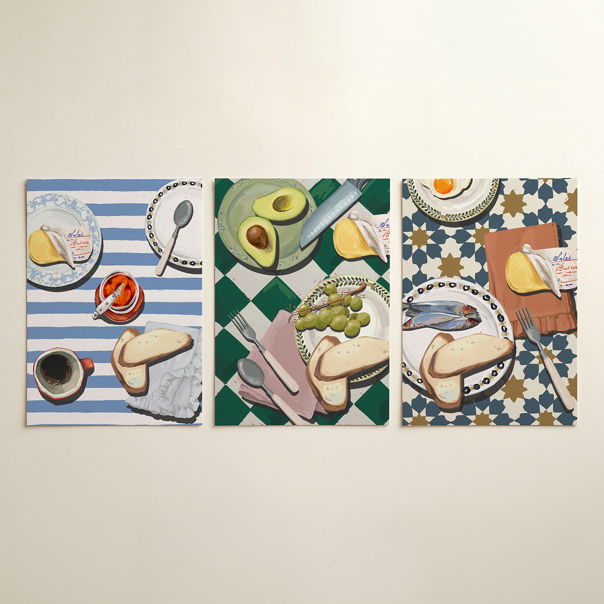 Ontbijt en strepen driedelige posterset in interieur