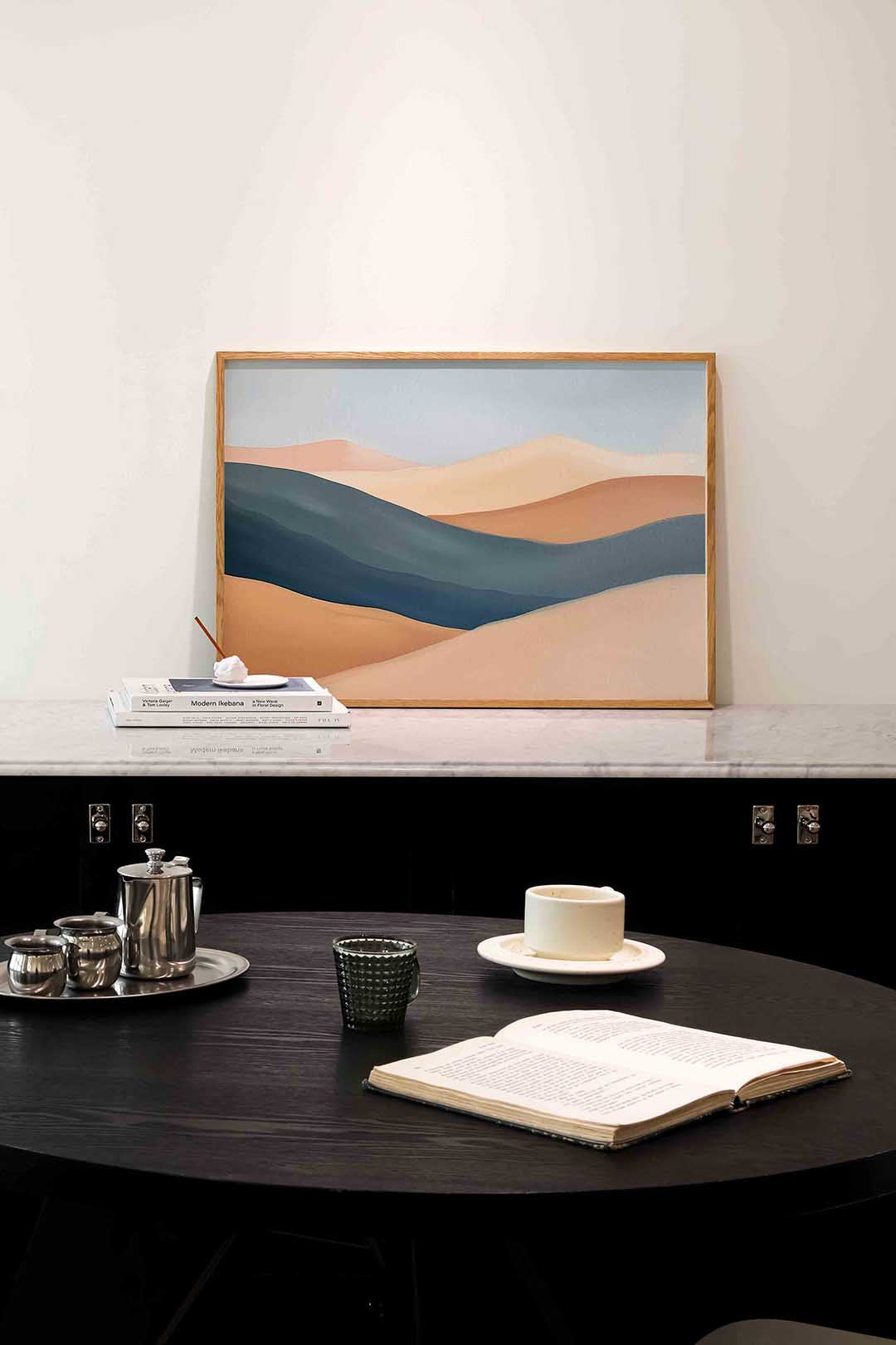 Golvende zandduinen – abstracte poster in liggend formaat