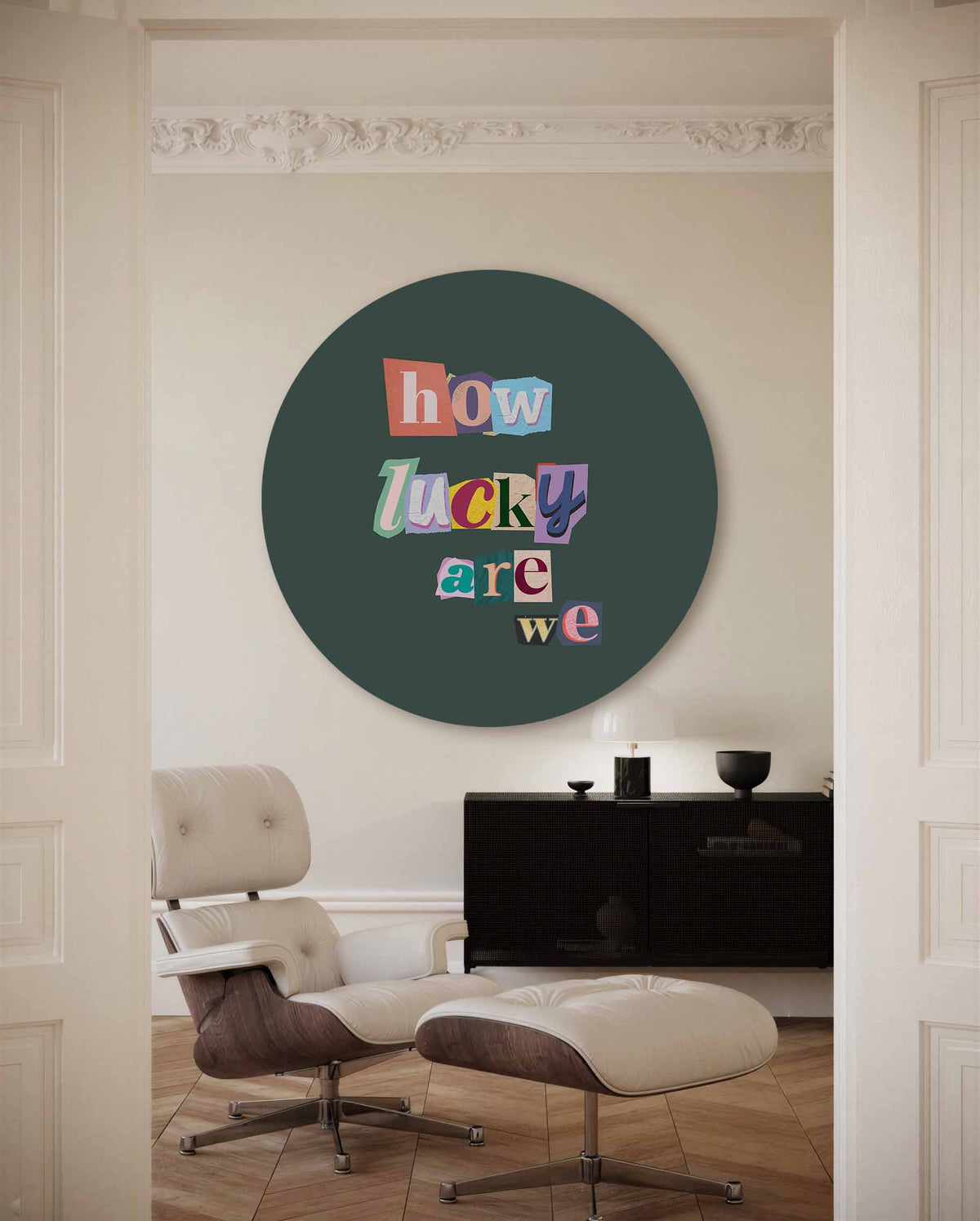 How lucky are we – kleurrijke muurcirkel als ronde wanddecoratie
