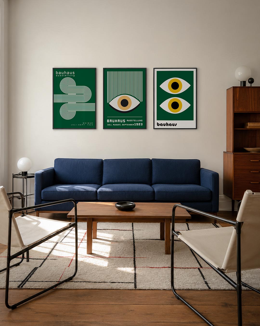 Lijnen en cirkelpatronen driedelige posterset – deze posterset in drie delen toont een spel van witte lijnen op een groene