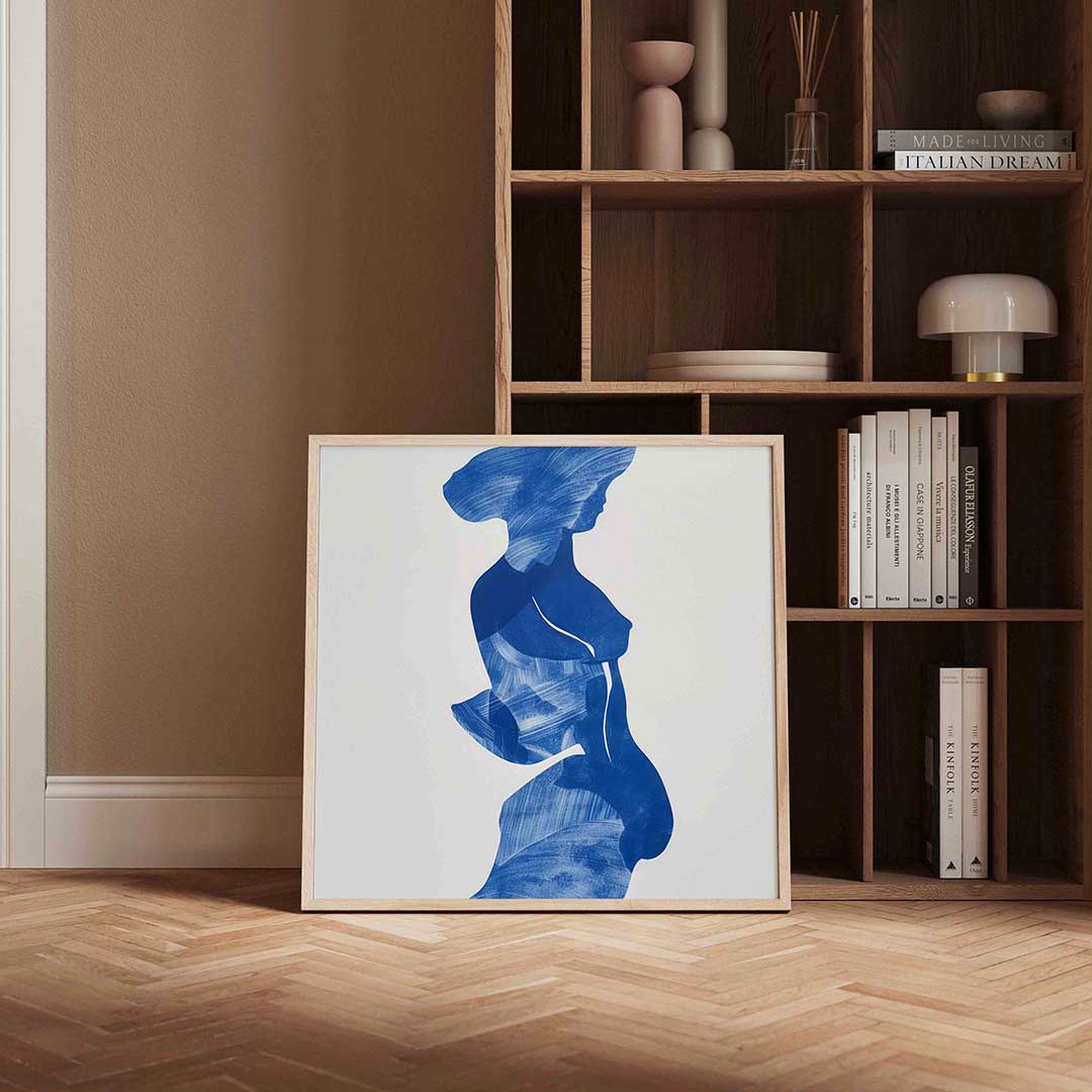 Blauwe figuur – vierkante design wanddecoratie van WallArtistic