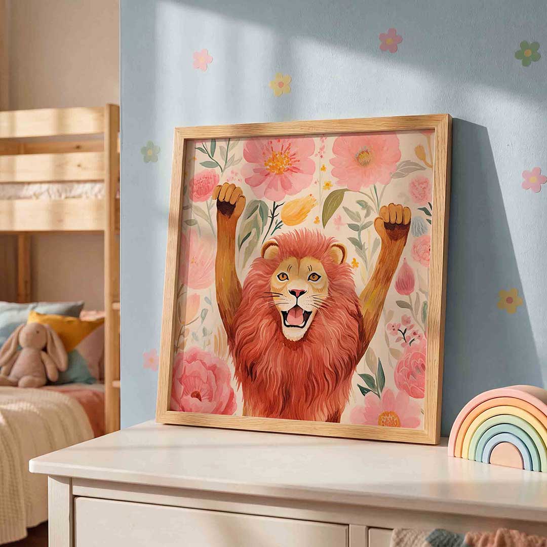 Leeuw met bloemen – speelse wandkunst als vierkante kinderposter