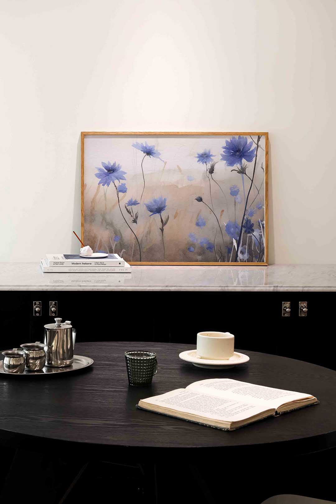 Blauwe bloemen – abstracte poster in liggend formaat