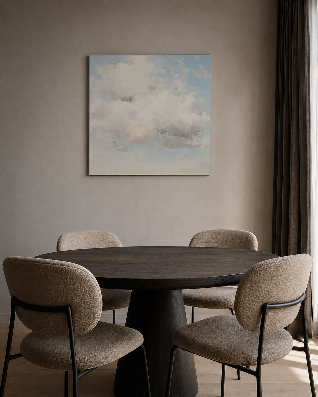 Wolkenlucht compositie kunstwerk – tweede productweergave – dit werk toont een serene lucht met zachte wolken, waarbij lichte