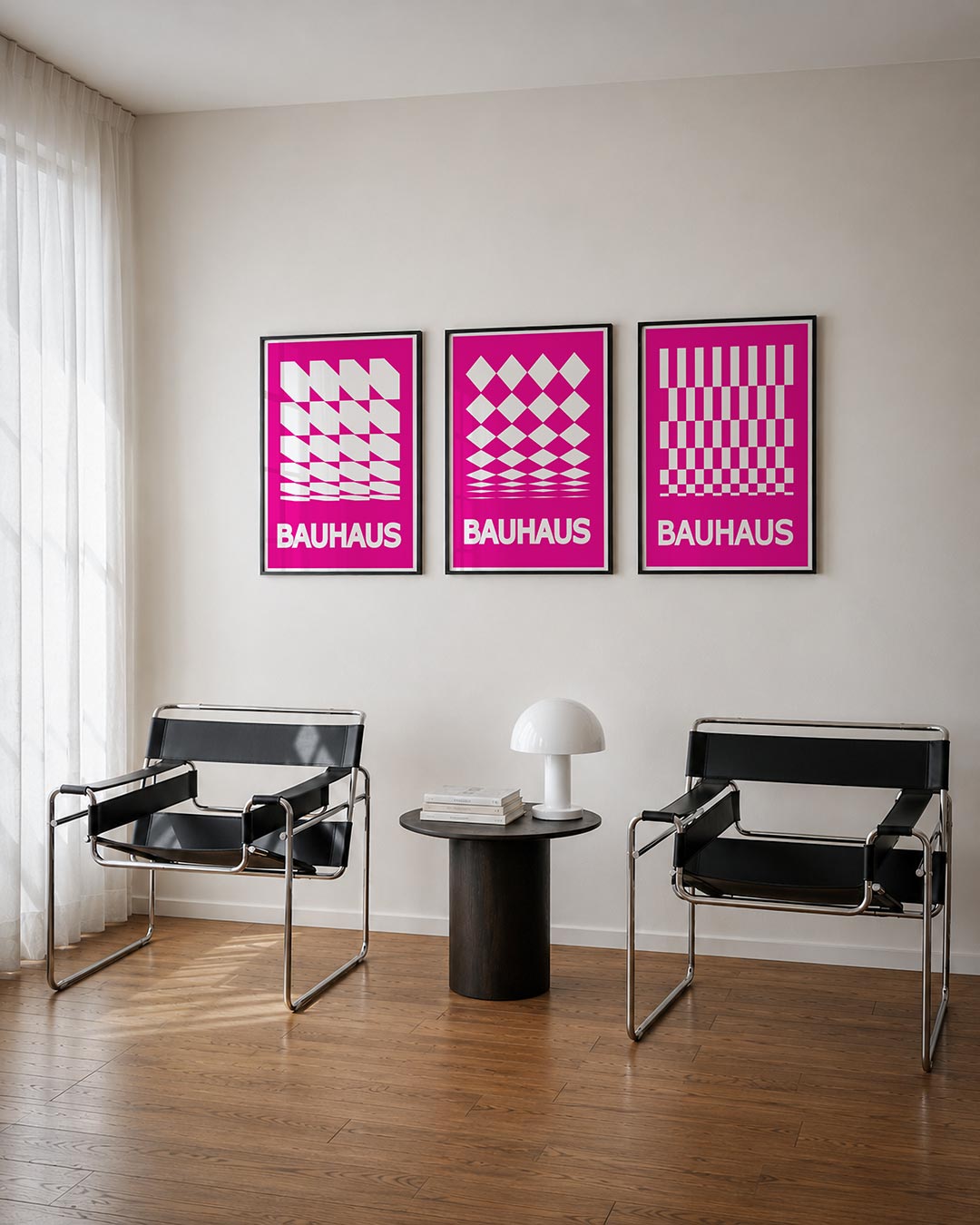Vorm en kleur posterset – tweede productweergave – deze posterset in drie delen toont een levendig spel van roze en wit.