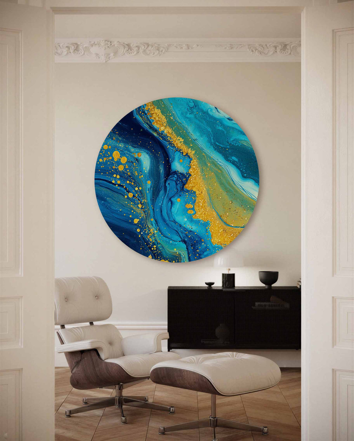 Blauwe en gouden – portret muurcirkel als ronde muurdecoratie