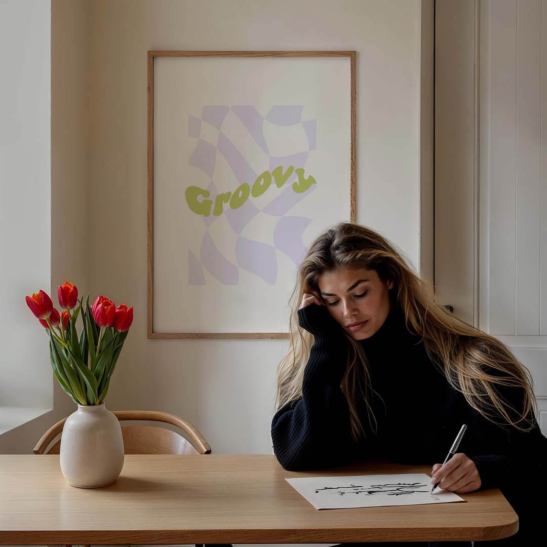 Groovy Vibes – staande muurposter voor een modern interieur