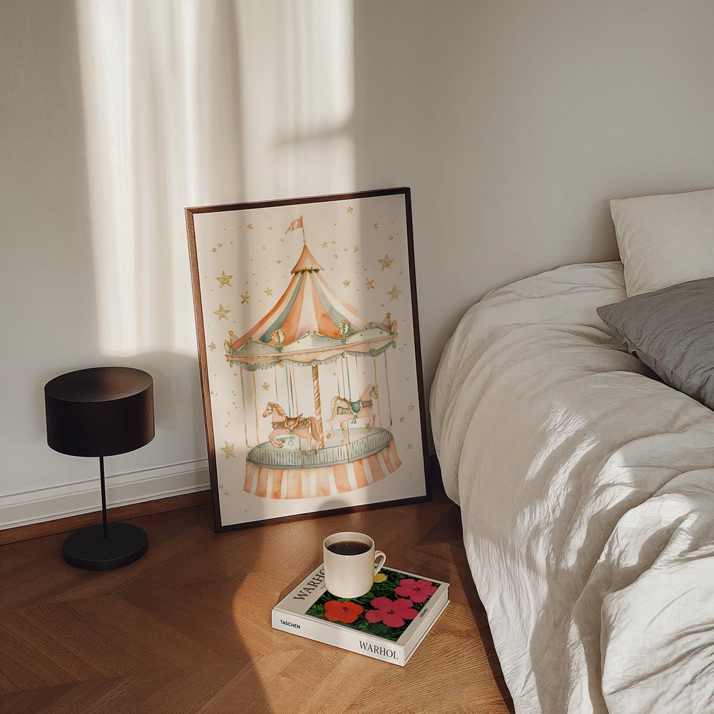 Magische Carrousel Droomposter – staande kinderkamer wanddecoratie van WallArtistic