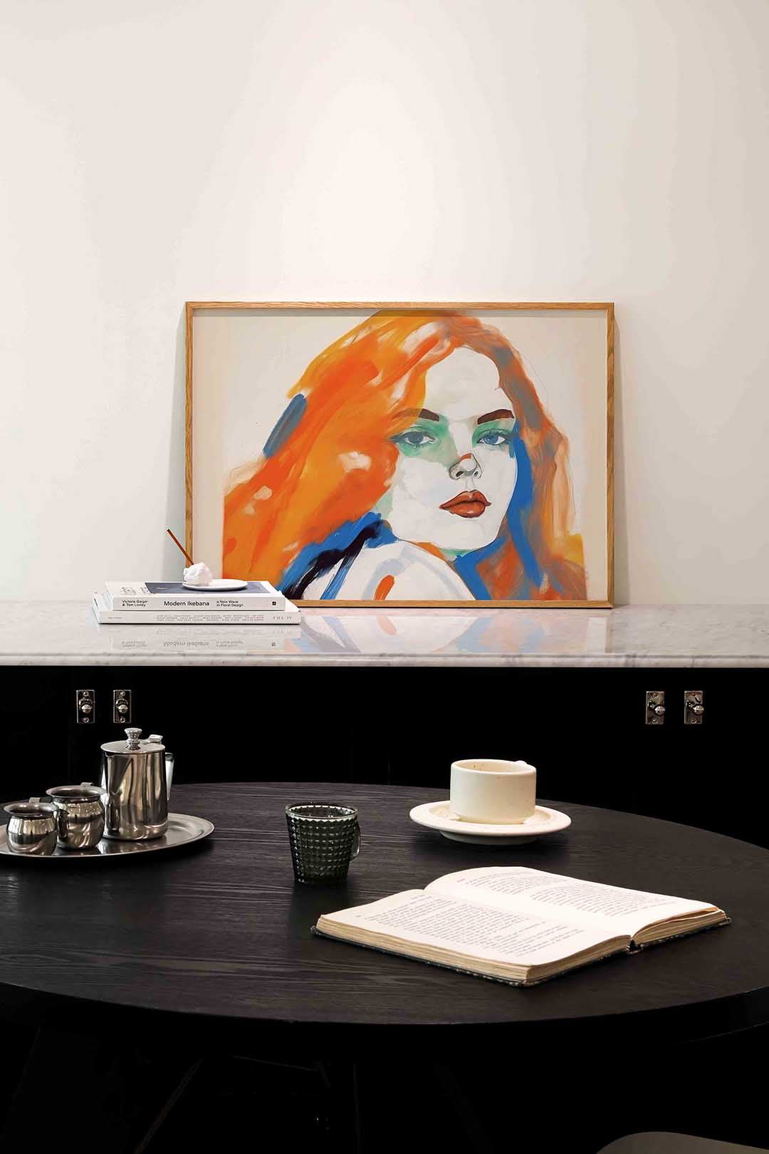 Portret met oranje en blauwe accenten – portret poster in liggend formaat