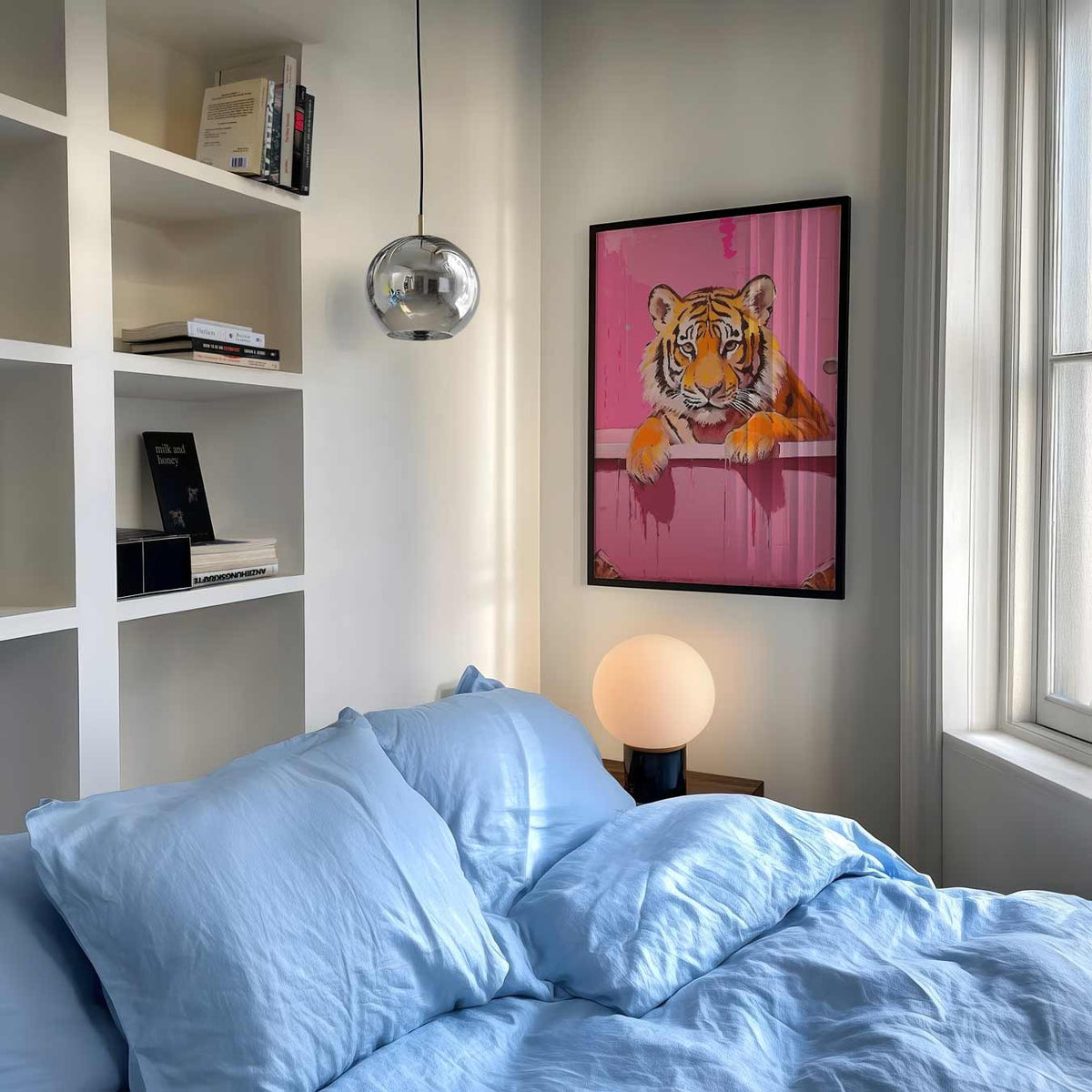 Tijger in Badkuip – staande muurposter met dierenthema