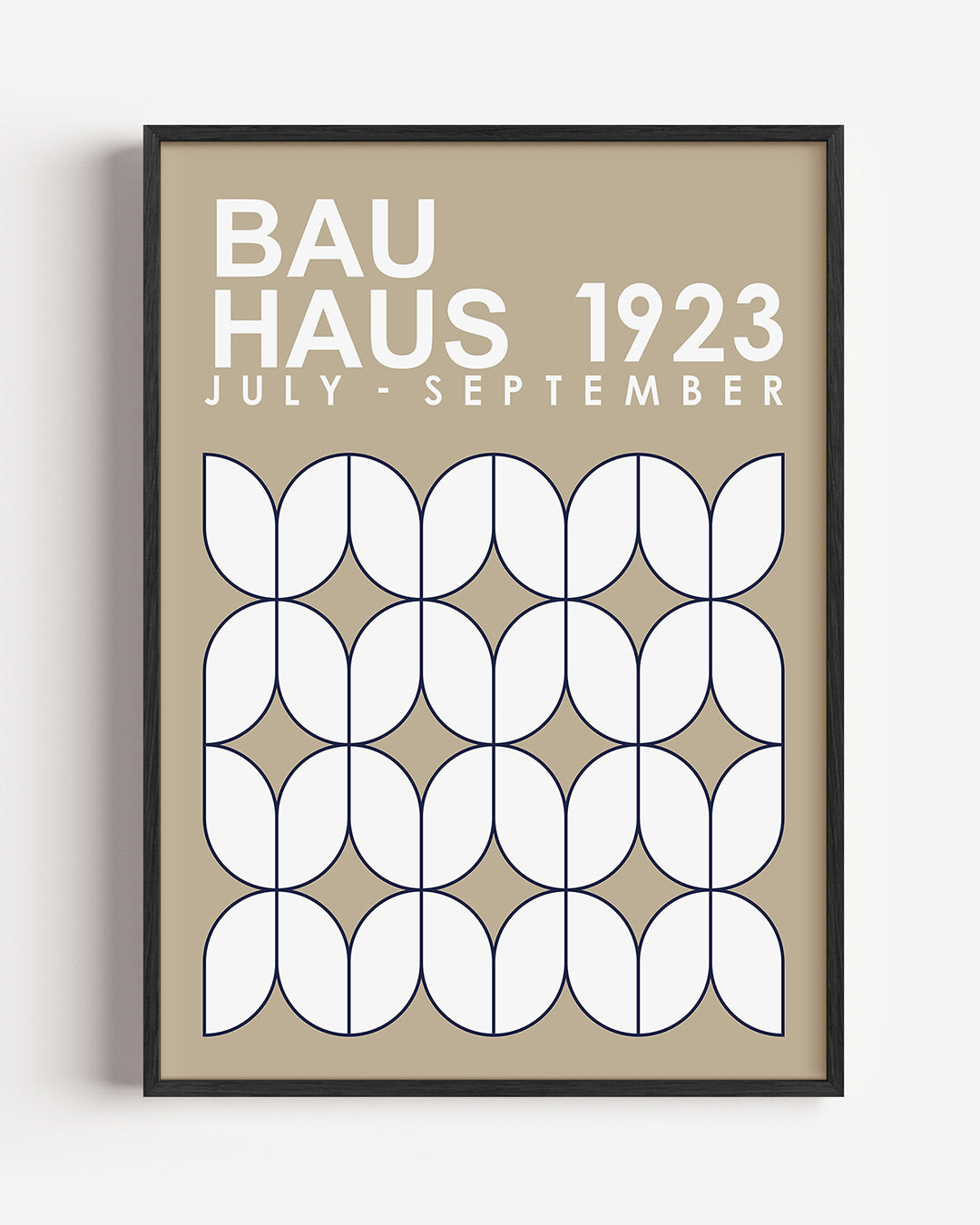 Vormritme en lijnen – staande Bauhaus poster als wanddecoratie