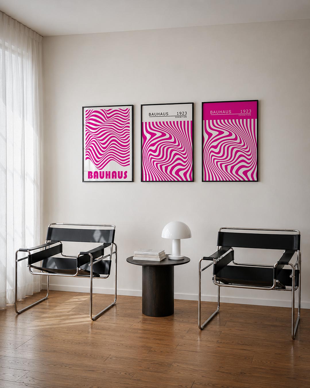 Golvend lijnenspel posterset – tweede productweergave – deze posterset in drie delen toont levendige roze golvende lijnen op