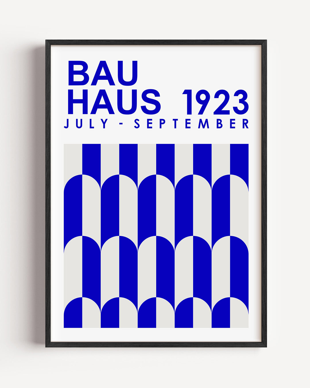 Vormritme en kleur – staande Bauhaus poster als wanddecoratie