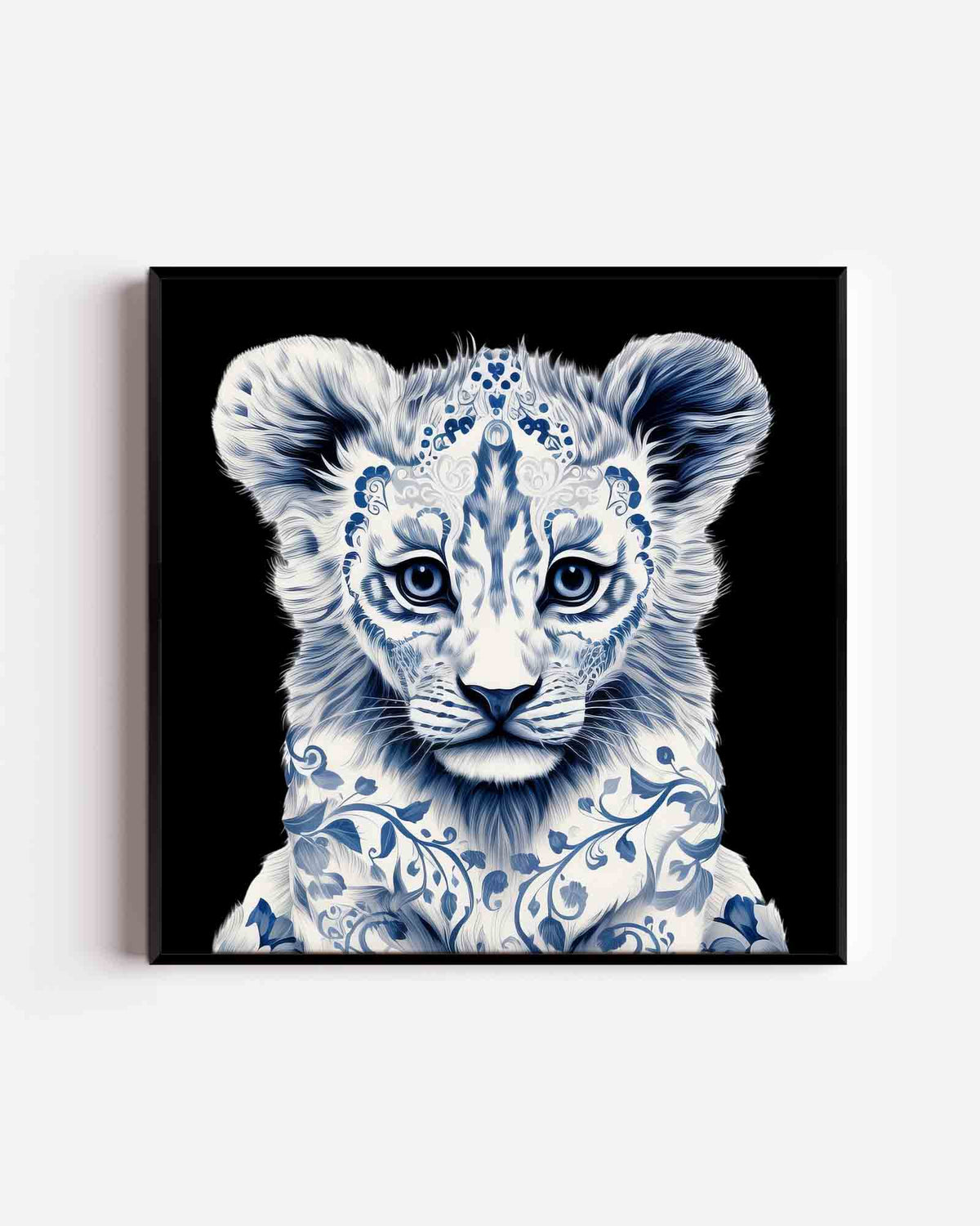 Leeuwenwelp met blauwe patronen – kleurrijke illustratie poster als wanddecoratie