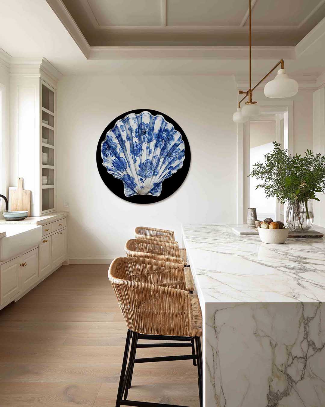 Blauwe schelp – Pop Art muurcirkel als ronde wanddecoratie