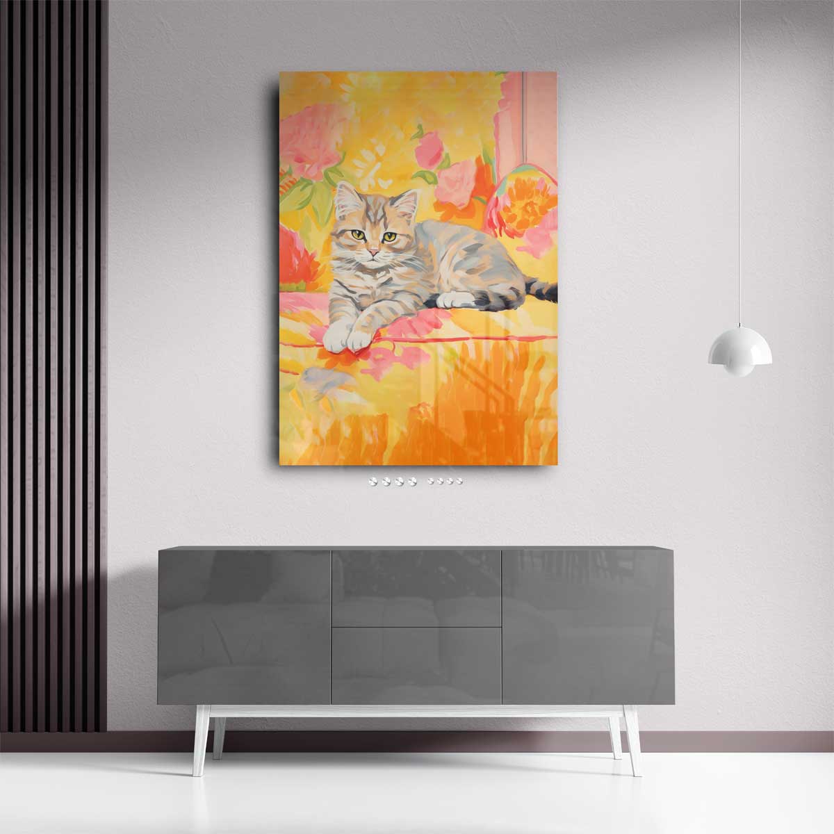 Zomerse Kat in Bloemen – kunstwerk met zwarte baklijst