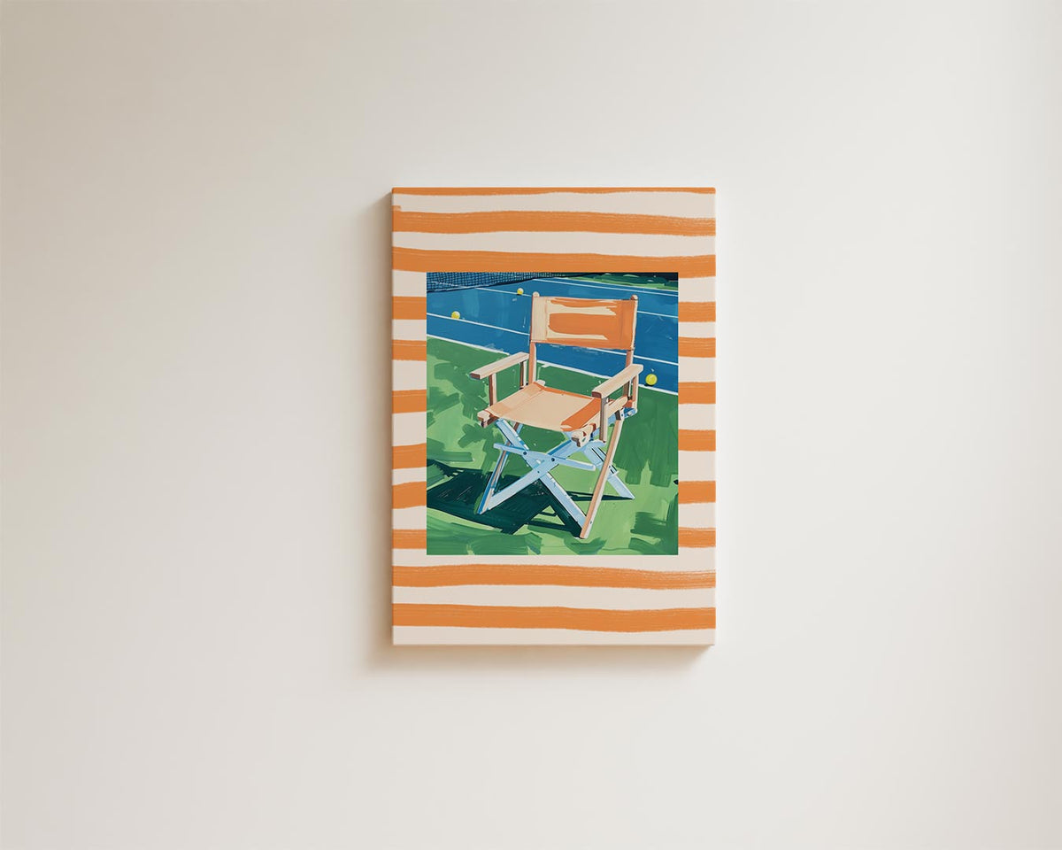 Zomerse Stoel op de Tennisbaan – modern portret kunstwerk van WallArtistic