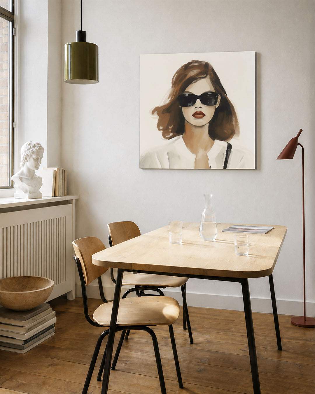 Stijlvolle vrouw kunstwerk – vierkante wanddecoratie – dit kunstwerk toont een vrouw met donkere zonnebril en rode lippen. De