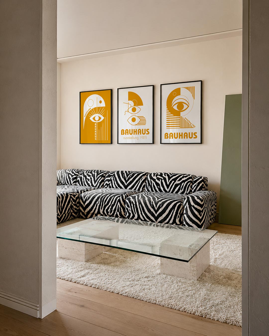 Oog en lijnen posterset – tweede productweergave – deze posterset in drie delen toont een speelse combinatie van een groot