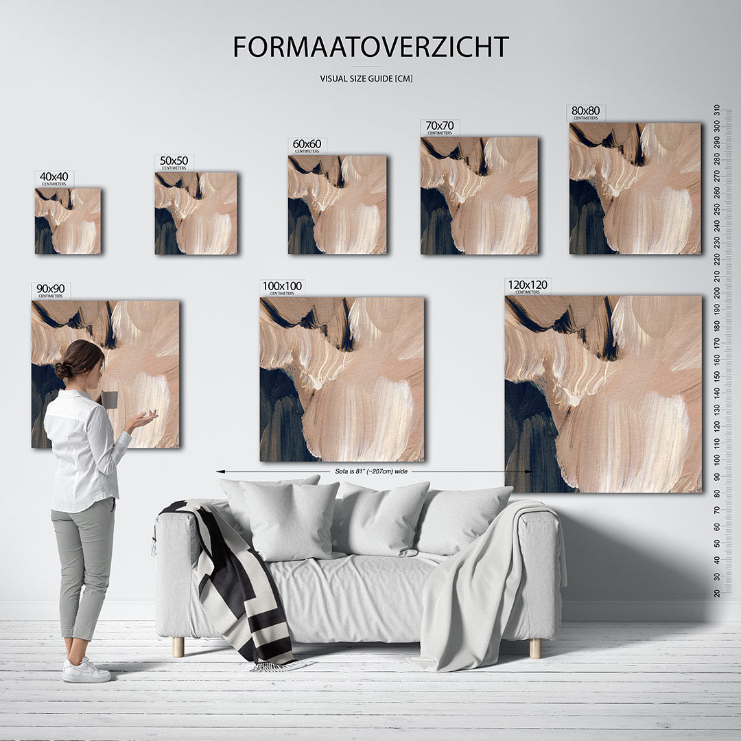 Organische penseelstreken kunstwerk – dit kunstwerk toont vloeiende penseelstreken in beige en zwart, met subtiele overgangen