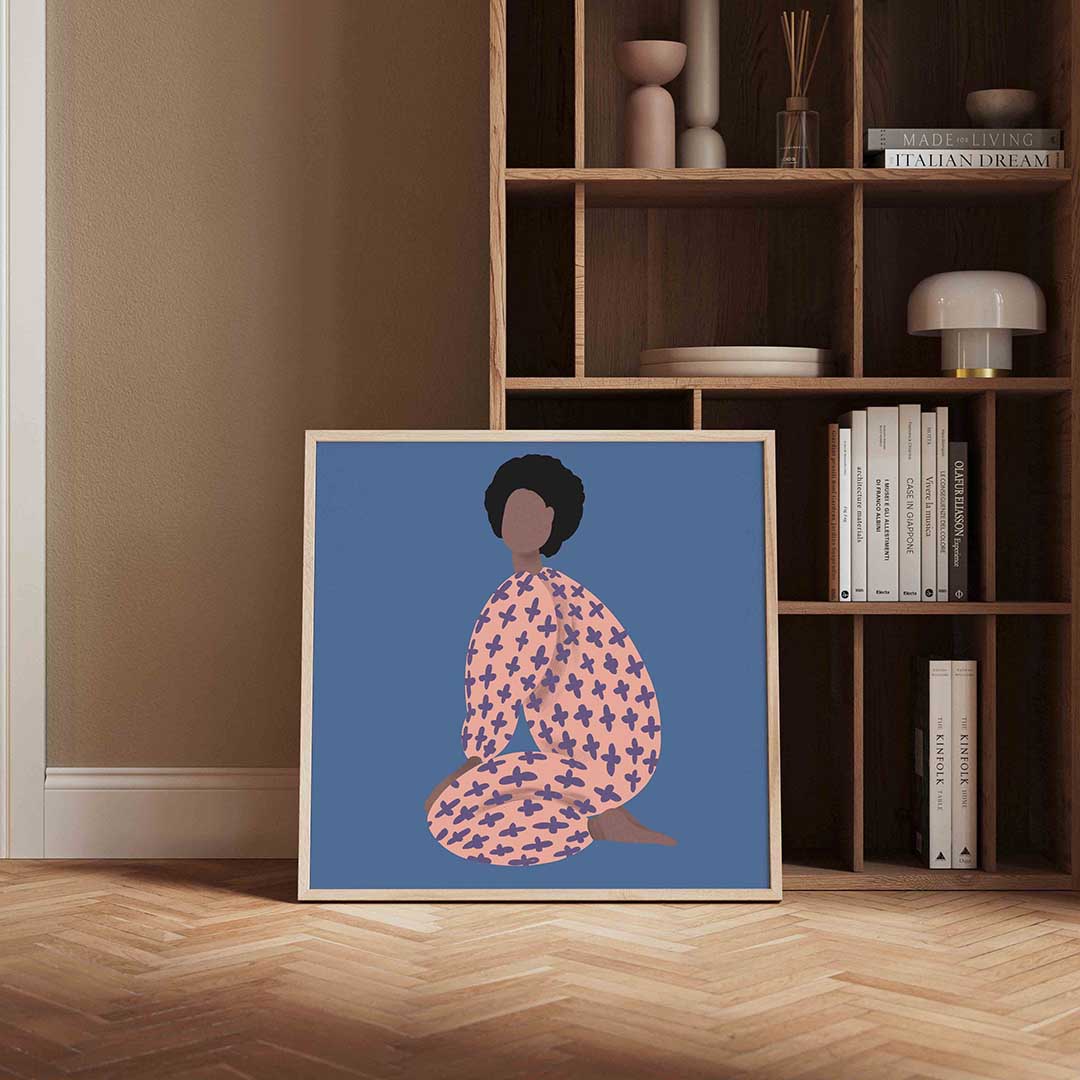 Zittende figuur met patroon – portret poster in vierkant formaat