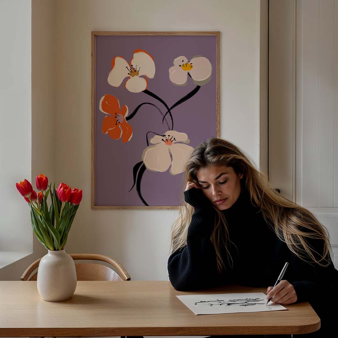 Bloemenpracht op Paarse Achtergrond – bloemen poster in staand formaat