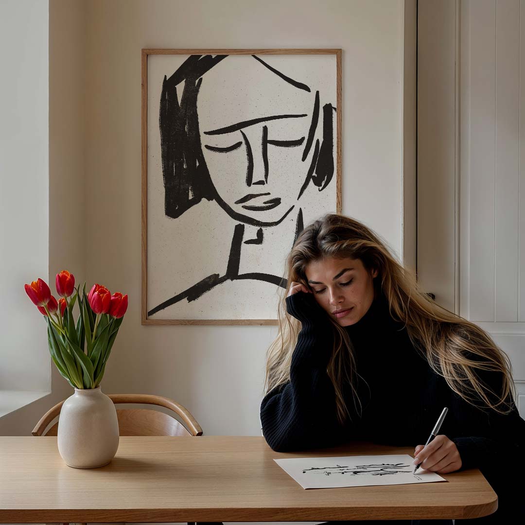 Abstracte Vrouwelijke Lijntekening – staande vrouwelijke wanddecoratie van WallArtistic