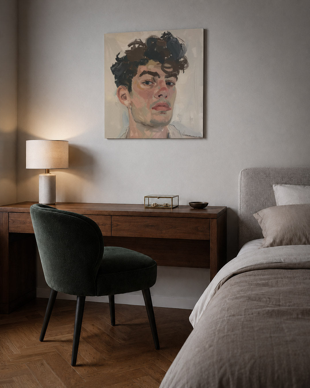Portretstudie kunstwerk – sfeerbeeld – dit werk toont een portret met vloeiende penseelstreken. De kleuren en lijnen creëren