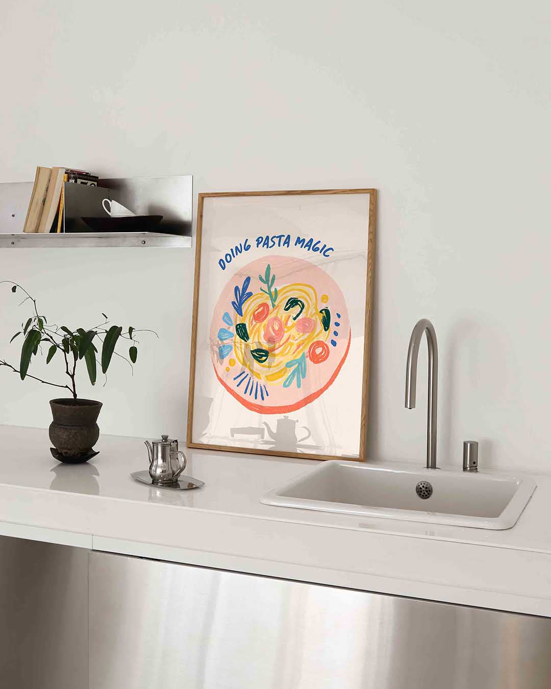 Doing pasta magic – keukenposter in staand formaat