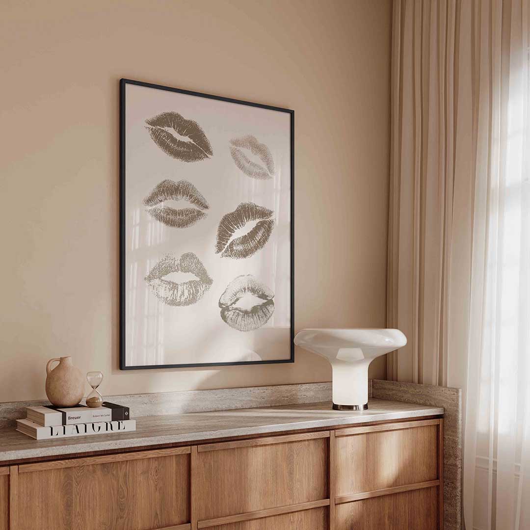Lippenafdrukken – kleurrijke Pop Art poster in staand formaat