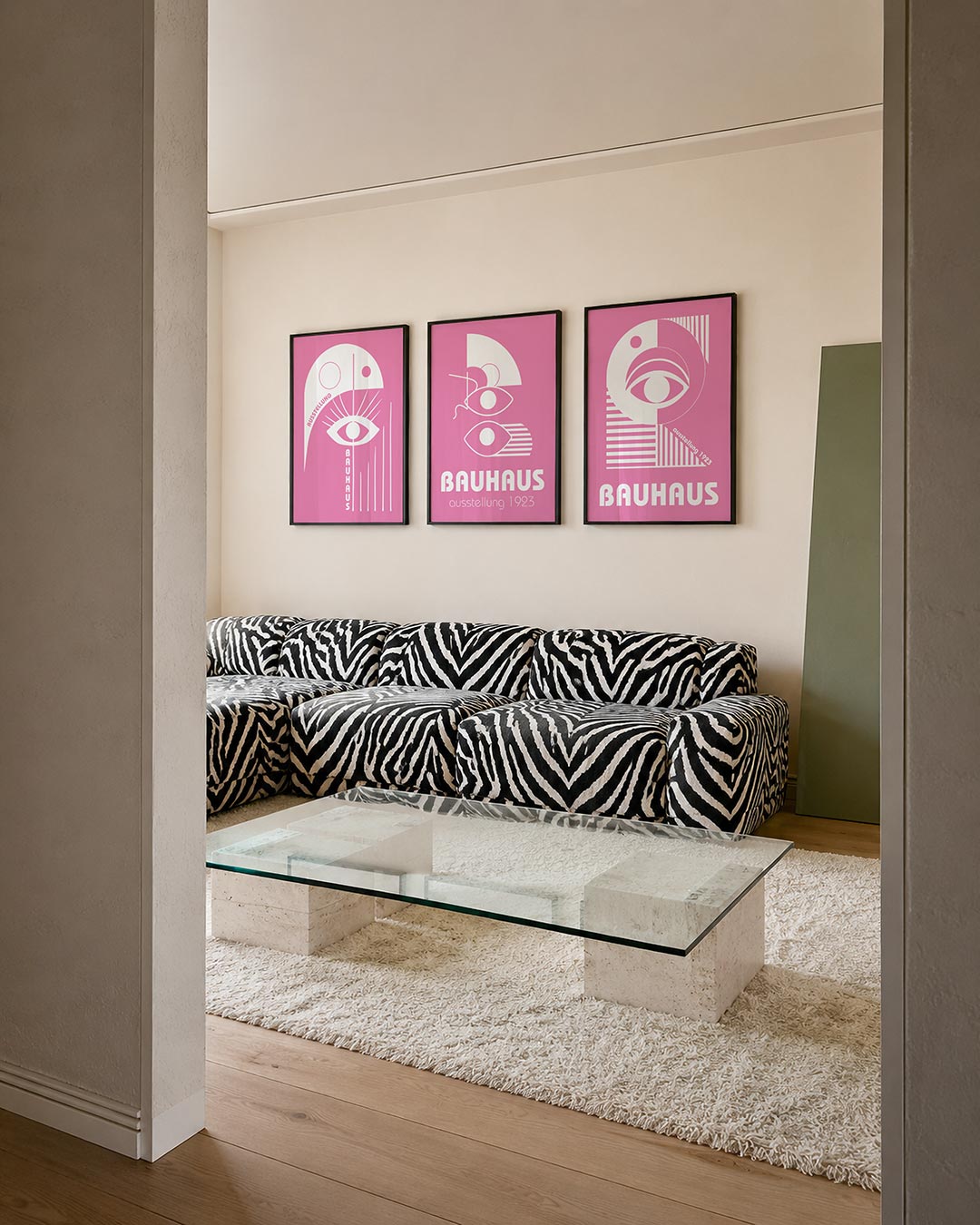 Oog en lijnen posterset – tweede productweergave – deze posterset in drie delen toont een speelse compositie van een oog met
