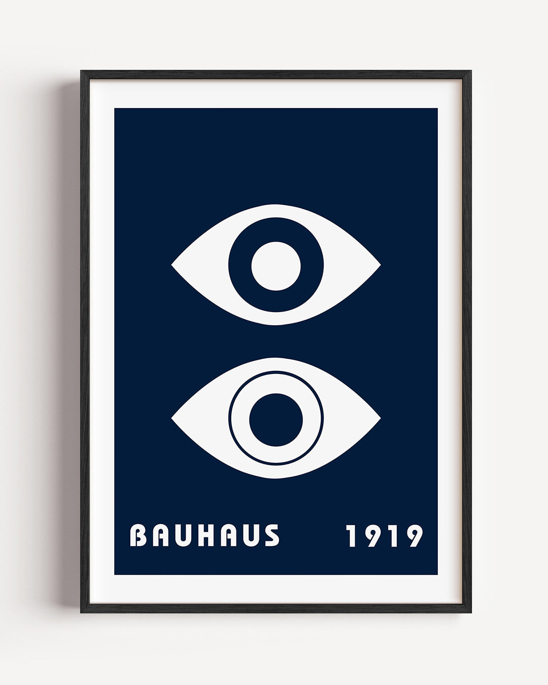 Oogvormen en tekst – staande Bauhaus poster als wanddecoratie