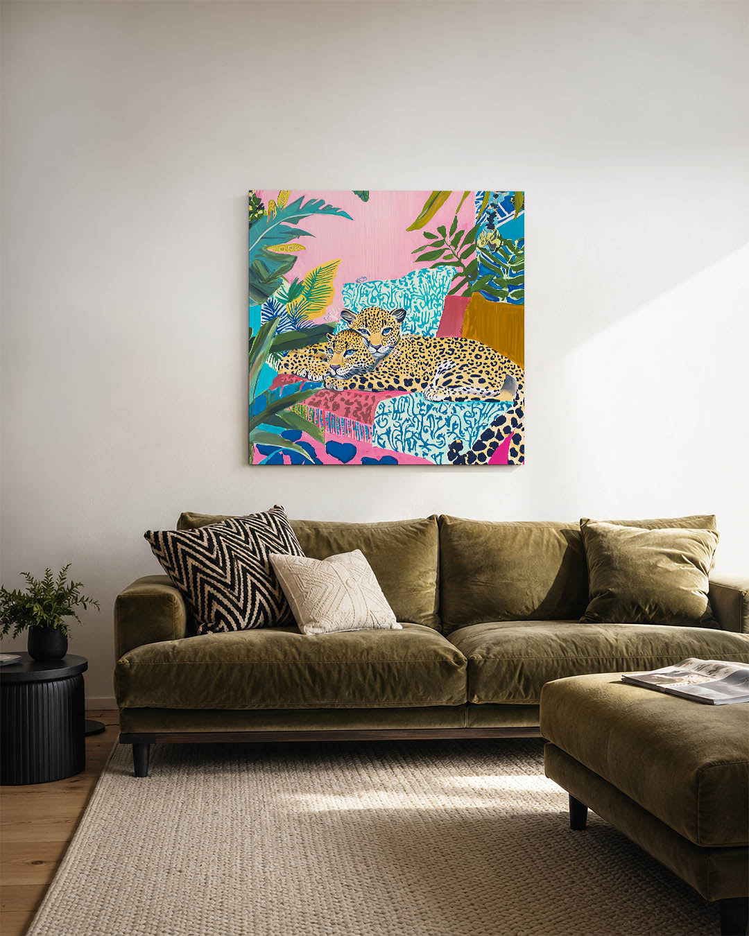 Exotische dierenwereld kunstwerk – sfeerbeeld – dit kunstwerk toont twee luipaarden te midden van een kleurrijke jungle. De
