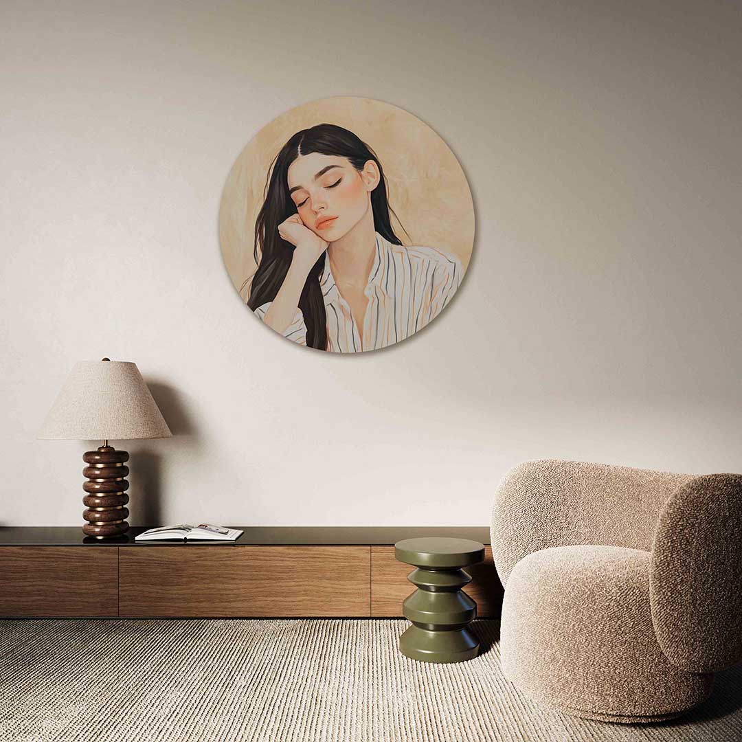 Slapende vrouw – abstracte muurcirkel als ronde wanddecoratie