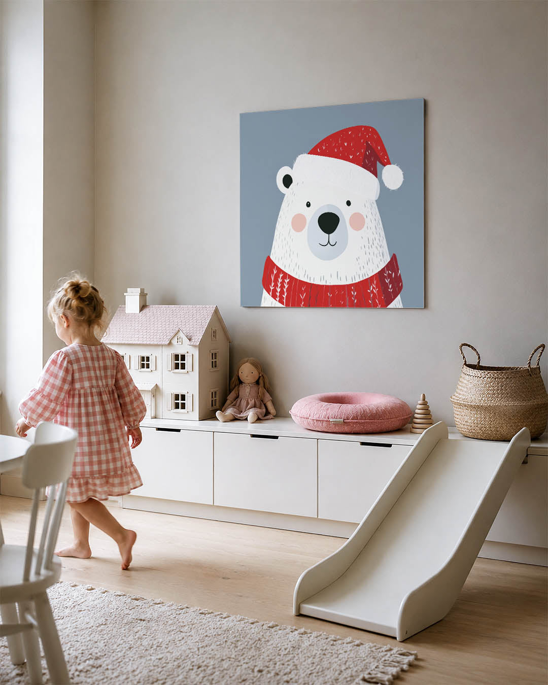 Vrolijke ijsbeer illustratie kunstwerk – tweede productweergave – dit werk toont een schattige ijsbeer met een rode kerstmuts