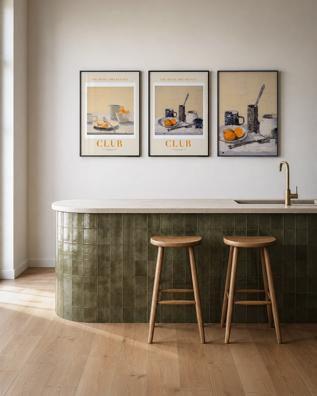 Ontbijt in beige – deze posterset toont een serene ontbijtscène met zachte beige tinten – weergave 2
