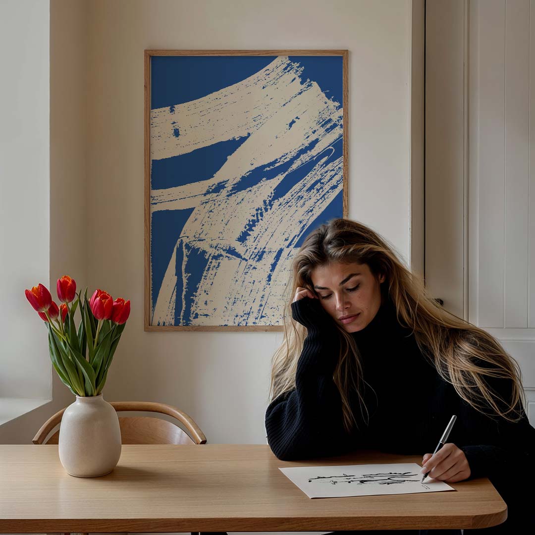 Blauwe Abstracte Borstelstreken – staande muurposter met kleurrijke abstracte vormen