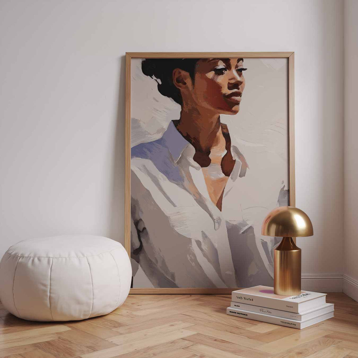 Elegante Vrouw in Witte Blouse – staande zomer wanddecoratie van WallArtistic