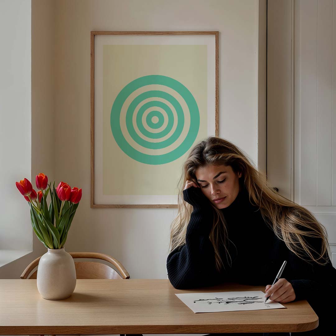 Rustgevende Cirkelpatroon – staande muurposter voor een modern interieur