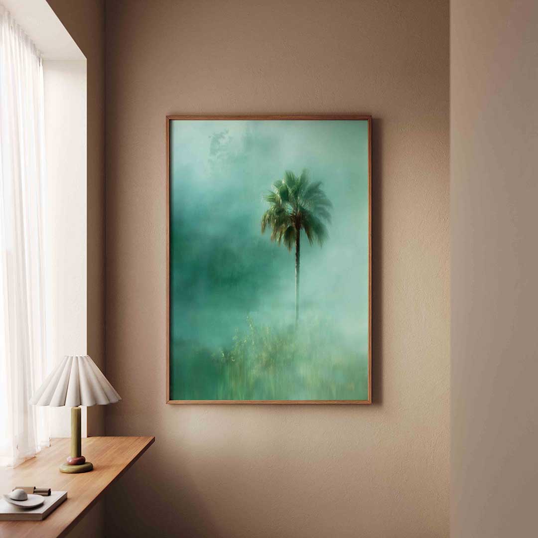 Palmboom in mist – staande jungle wanddecoratie van WallArtistic