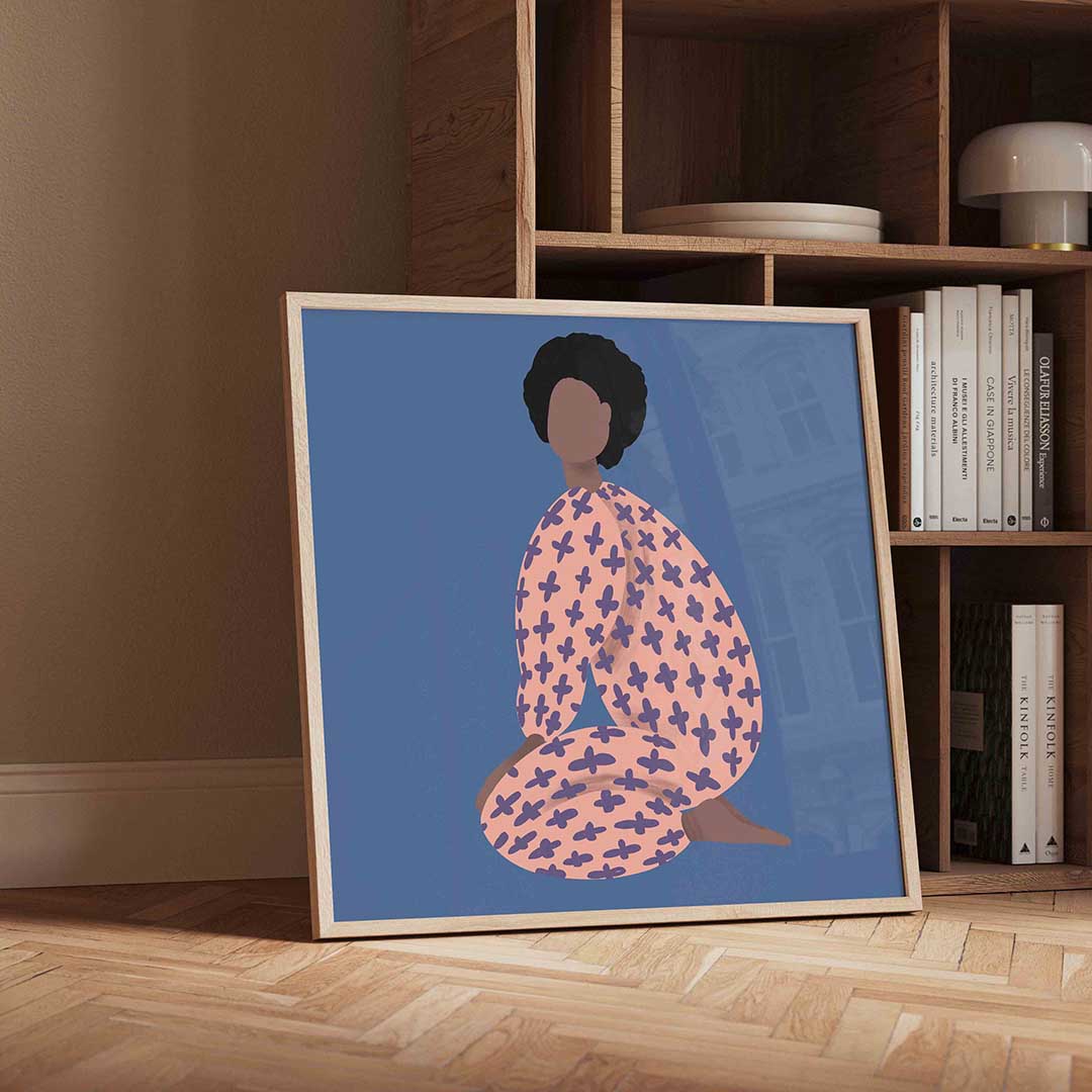 Zittende figuur met patroon – vierkante portret wanddecoratie van WallArtistic