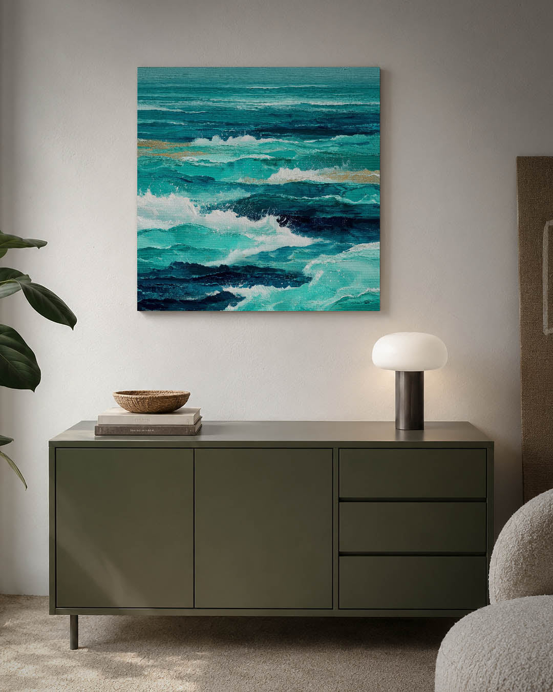 Dynamische zee kunstwerk – detailweergave – dit werk toont een levendige zee met golven in verschillende tinten blauw en wit.
