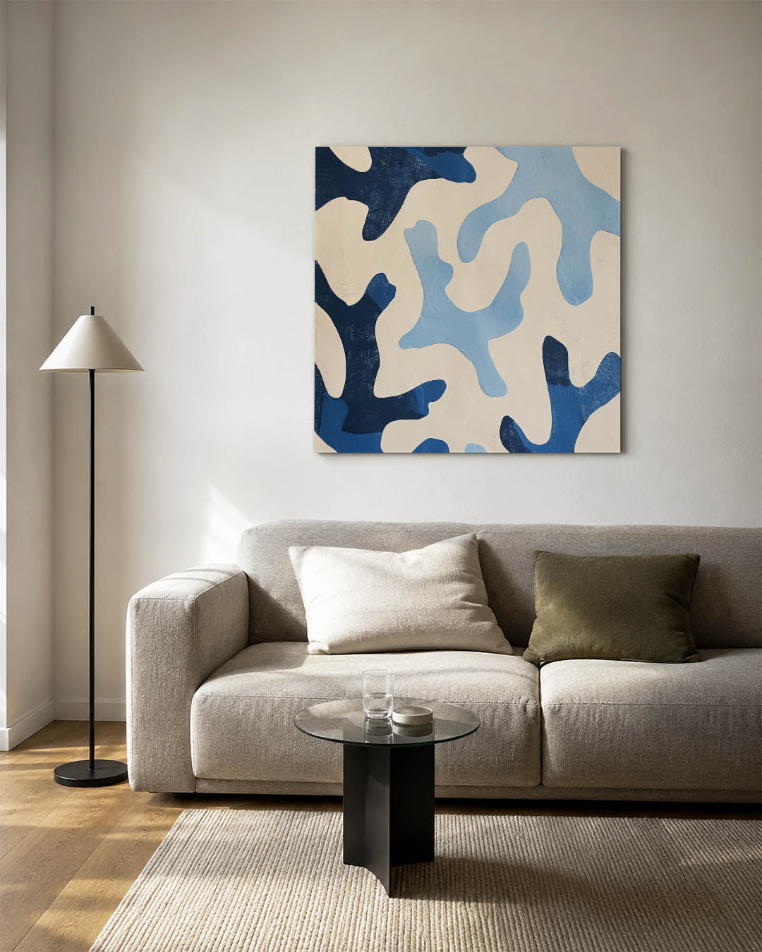 Organische vormen compositie kunstwerk – vierkante wanddecoratie – dit kunstwerk toont vloeiende, organische vormen in blauw