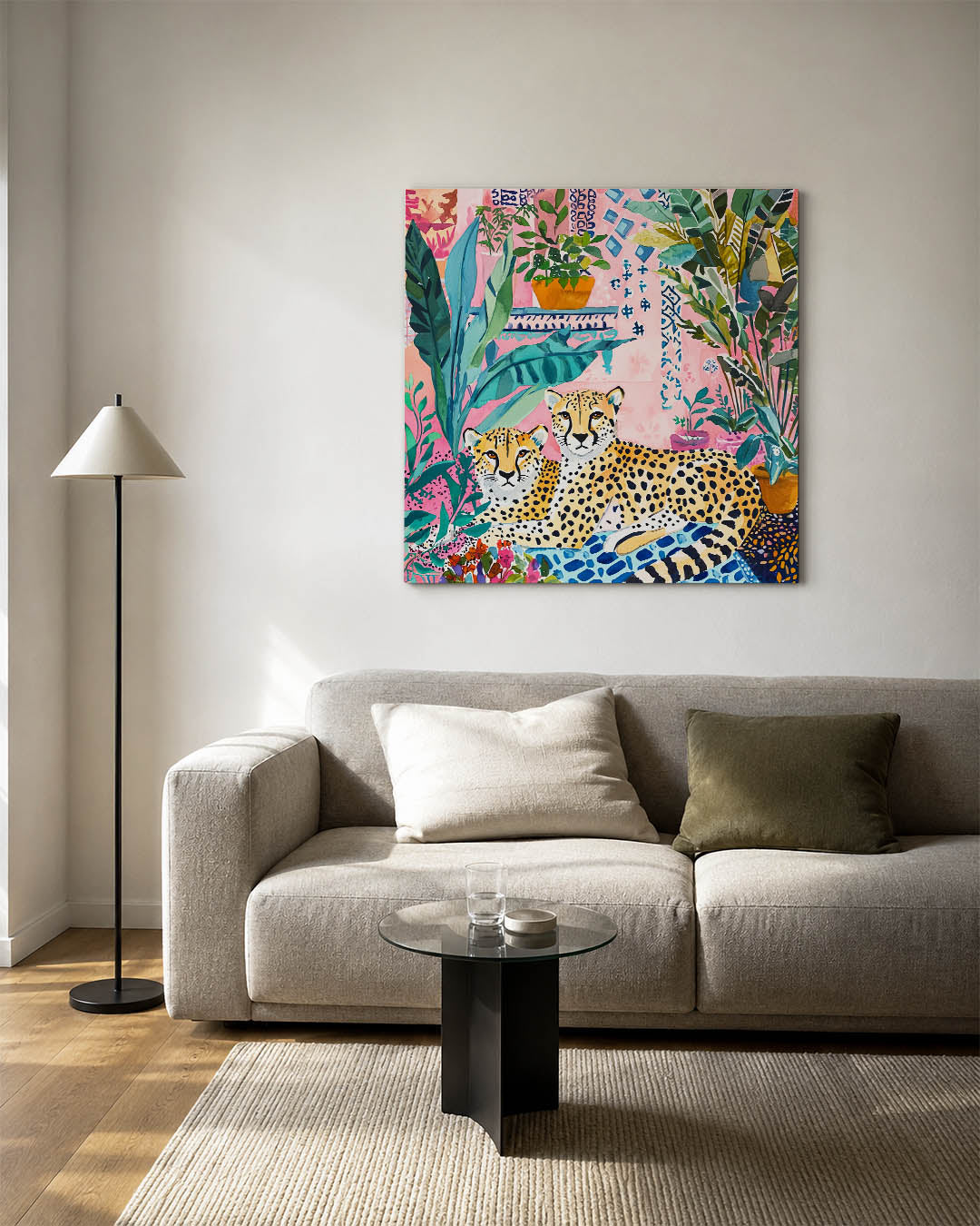 Tropische dierenwereld kunstwerk – detailweergave – dit kunstwerk toont twee luipaarden te midden van weelderige planten en