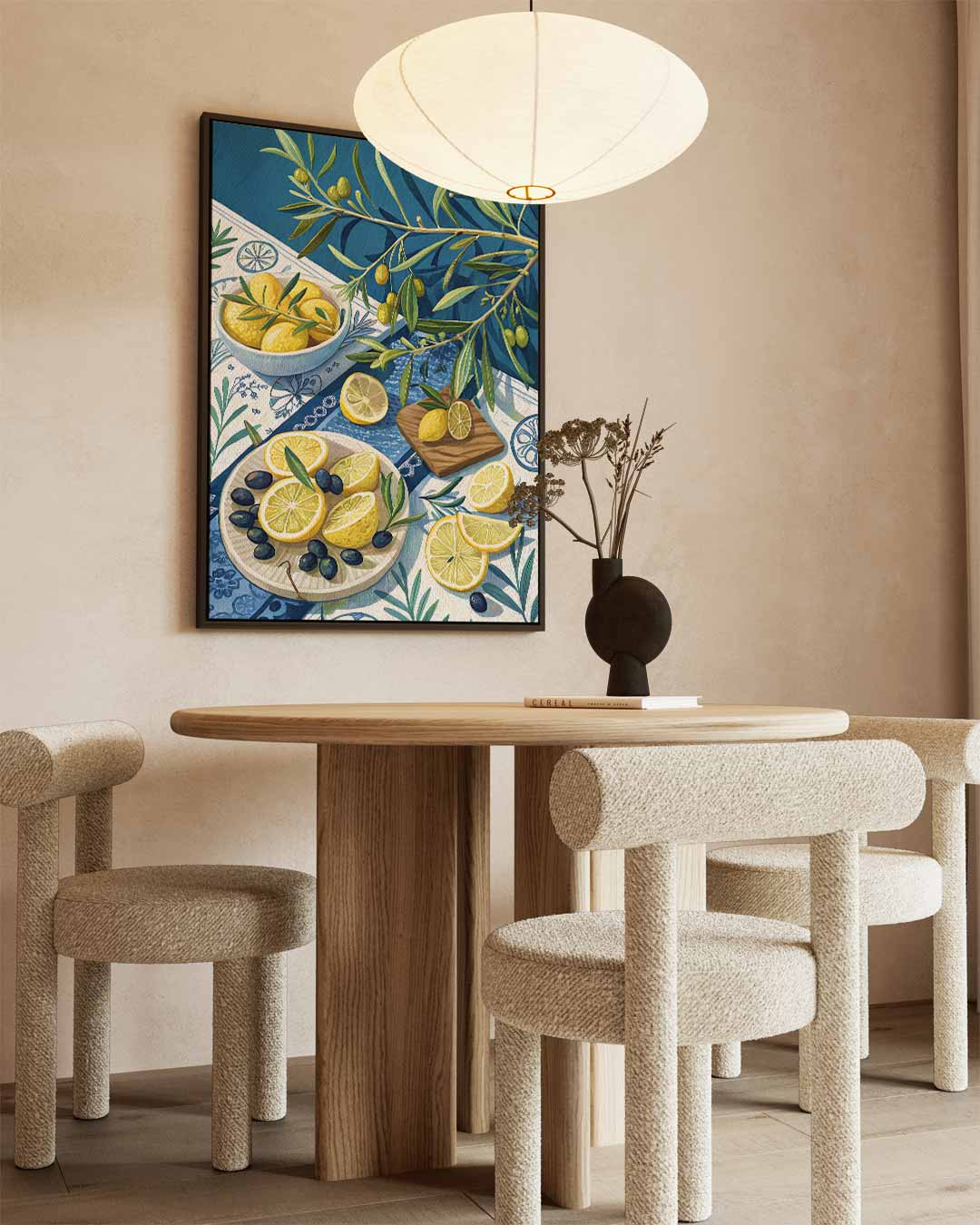 Zomerse Citroen en Olijven Tafelscène – canvas wanddecoratie in portret formaat